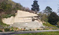 M�morial du Latham 47 (Caudebec-en-Caux) - Rives-en-Seine